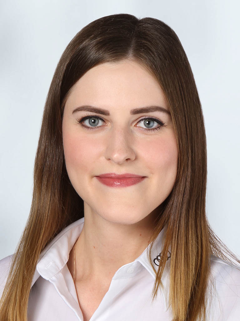 Julia Schwitin